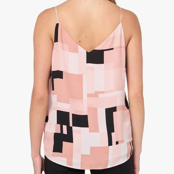 EUC Calvin Klein Women's Sleeveless Printed V-Neck Top Black / Desert Rose Med - Picture 5 of 12